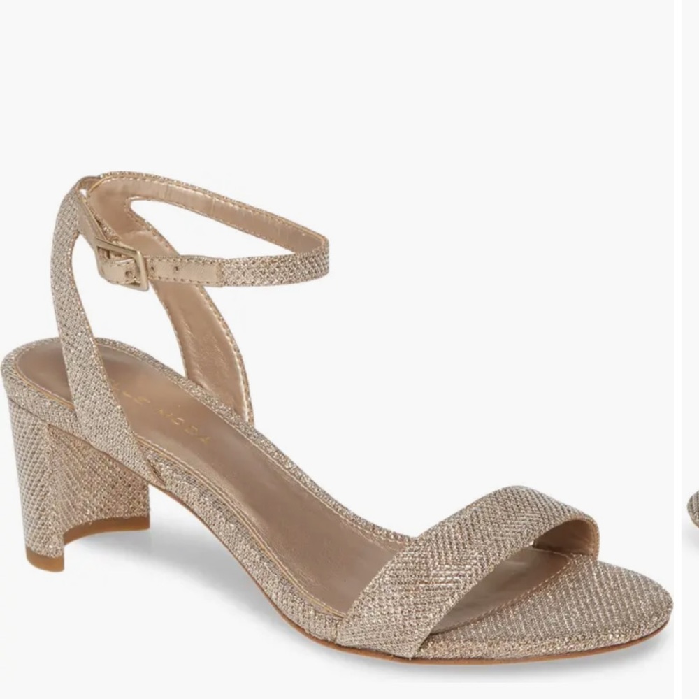 Pelle Moda Moira Sandal Platinum Gold